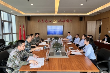 常德軍分區(qū)領導調研財鑫集團民兵建設和武裝工作